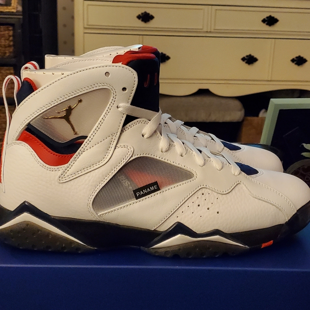 Jordan 7 Paris Saint-Garmain